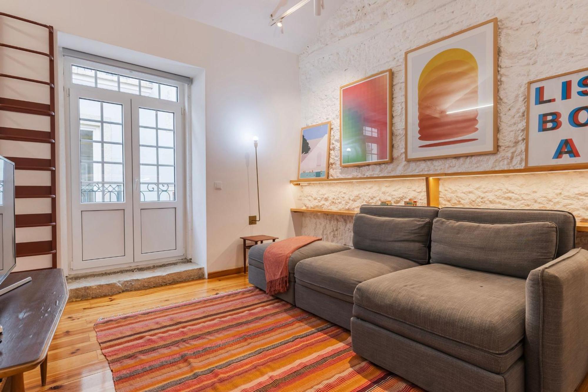 Apartment Bright & Loft By Lovelystay